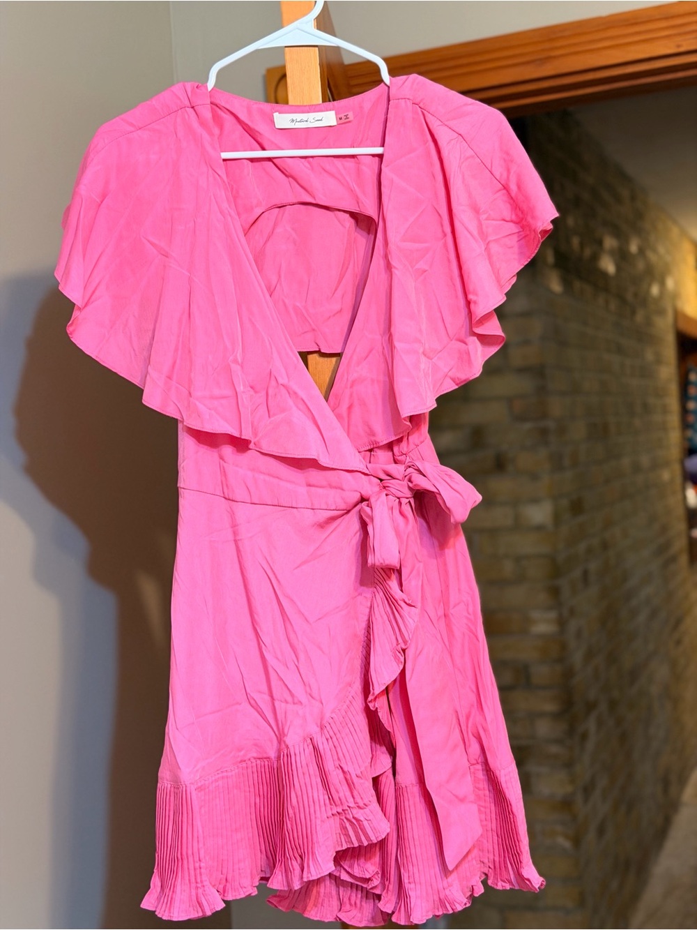 Mustard Seed Hot Pink Ruffle Flutter Sleeve Wrap Mini Dress Size Medium